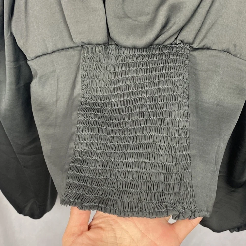 Anthropologie Sadie & Sage Satin Minute Stroll Smock Top Blouse Grey - Small - Picture 9 of 9